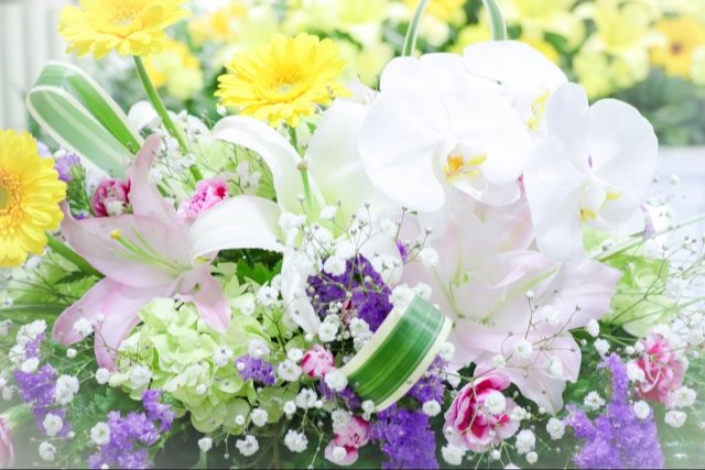 【札幌 家族葬】綺麗な花祭壇
